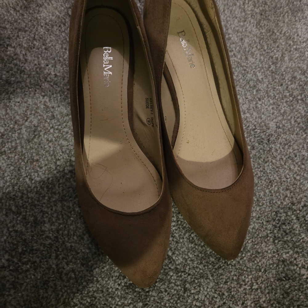 Bella Marie Women's Tan Heels